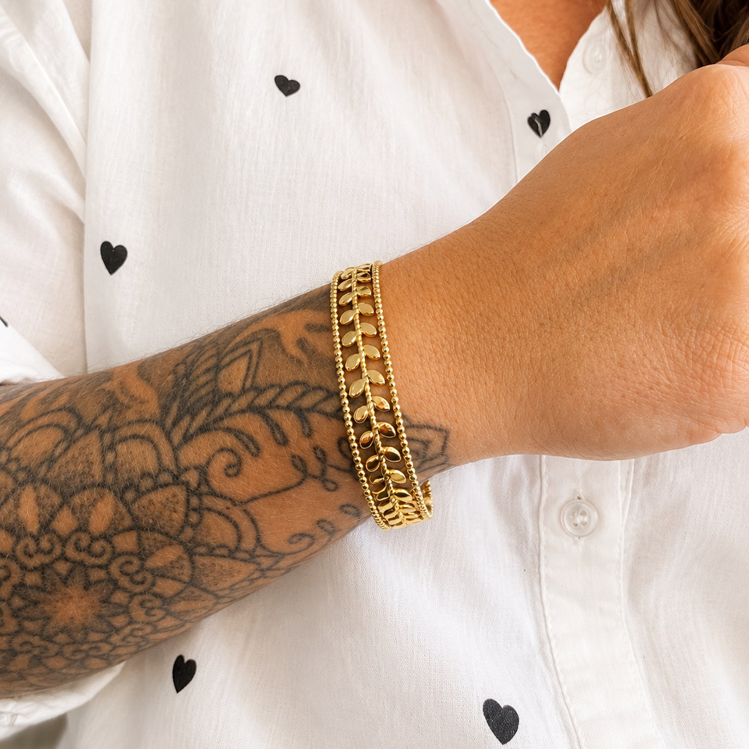 White Incarnated Bracelet